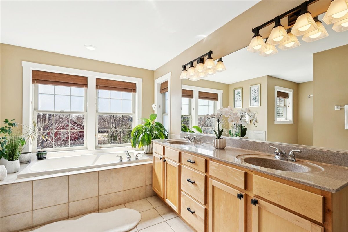 1347 Wild Indigo Road Grayslake, IL 60030 - Photo 30 of 49