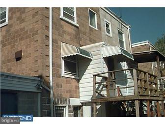 115 Wellington Road Upper Darby, PA 19082 - Photo 2 of 11 Exterior Back