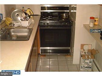 115 Wellington Road Upper Darby, PA 19082 - Photo 3 of 11 Kitchen