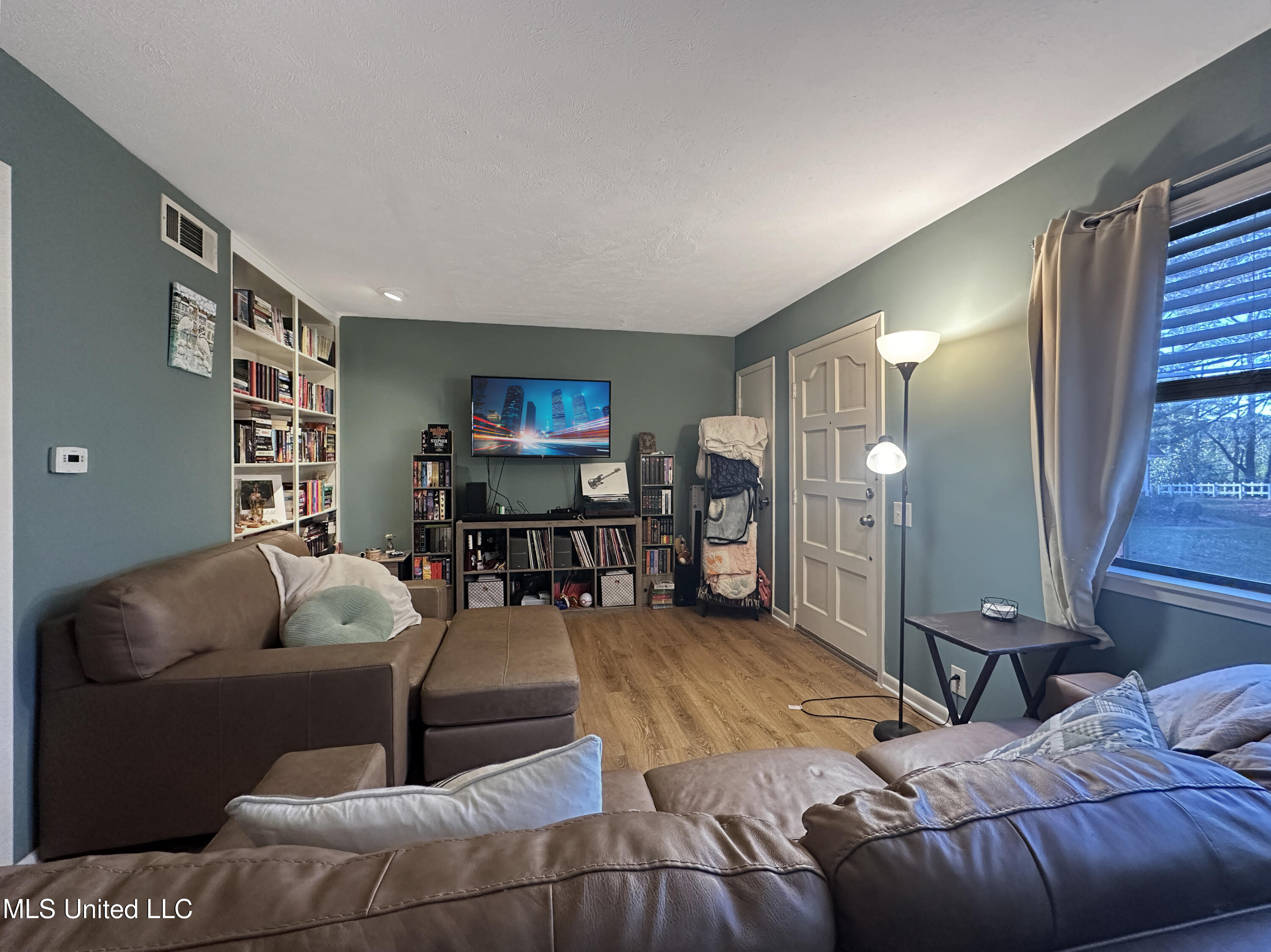 349 Lakebend Drive Brandon, MS 39042 - Photo 12 of 23 e26d59380ce58389278620191247cd17c6f9f89a