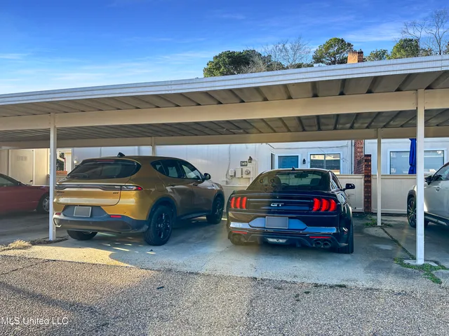 $189,900 | 349 Lakebend Drive, Brandon, MS 39042