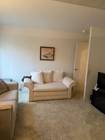 $230,000 | 250 Lake Boulevard, Unit 218, Buffalo Grove, IL 60089