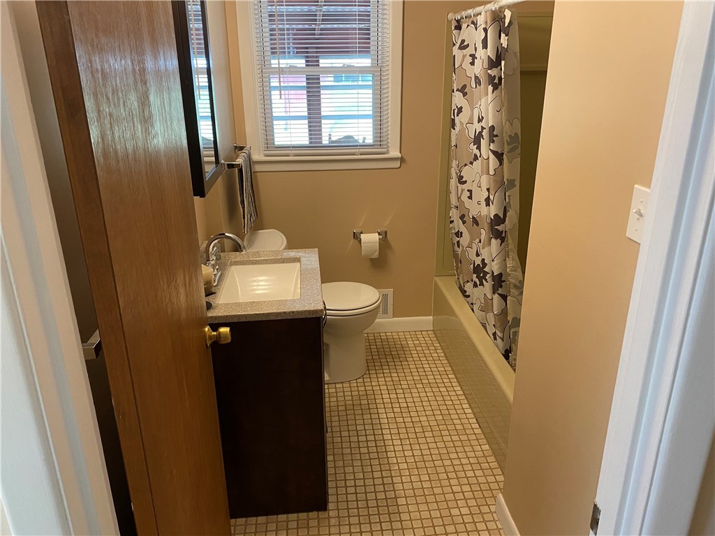 9 Quarry Road Warwick, RI 02889 - Photo 13 of 24 Gallery Image 13