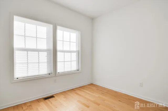 $799,900 | 23 Carlton Street, Edison, NJ 08837