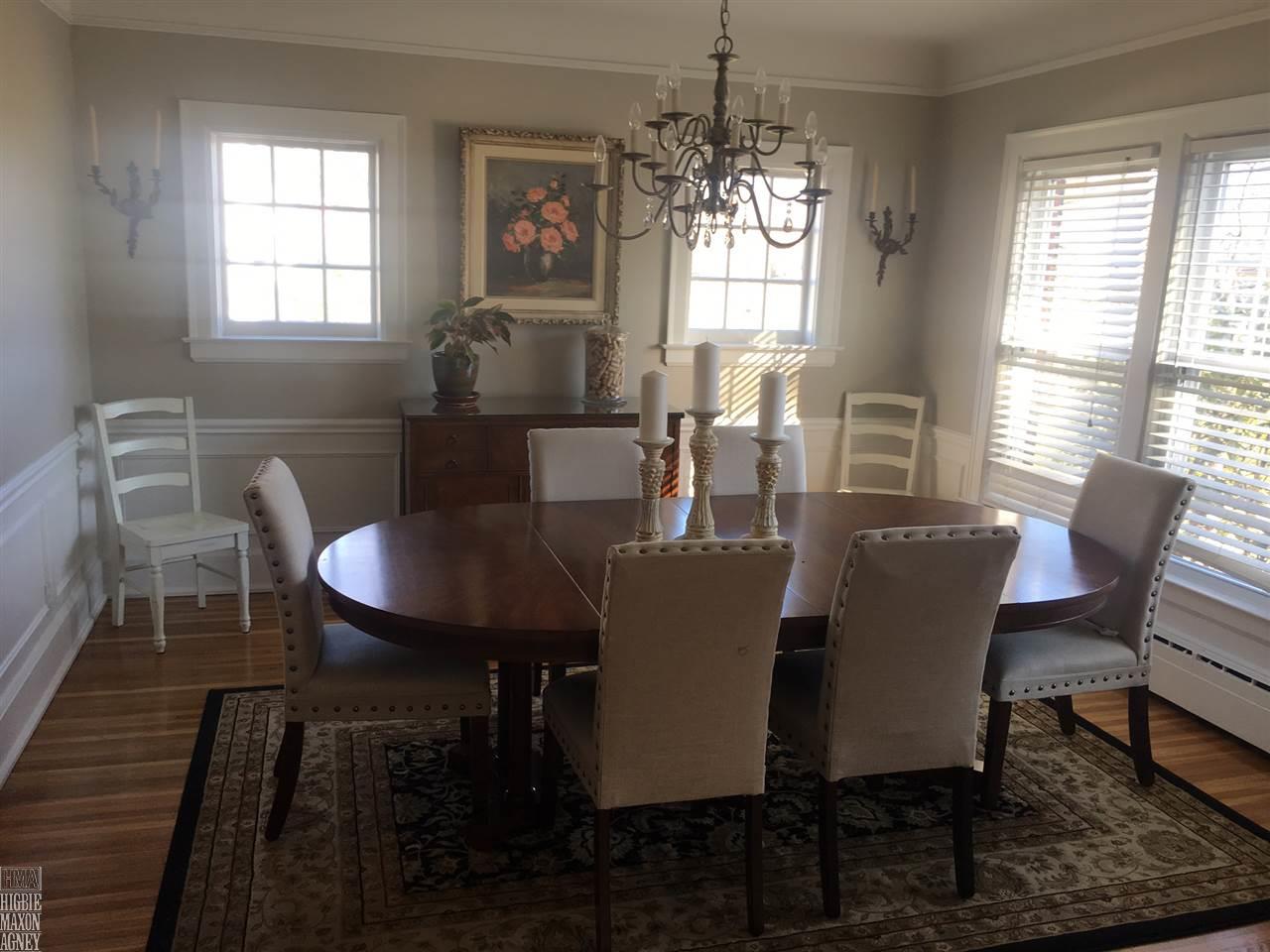 1241 Devonshire Road Grosse Pointe, MI 48230 - Photo 3 of 12 31315896-2.JPG