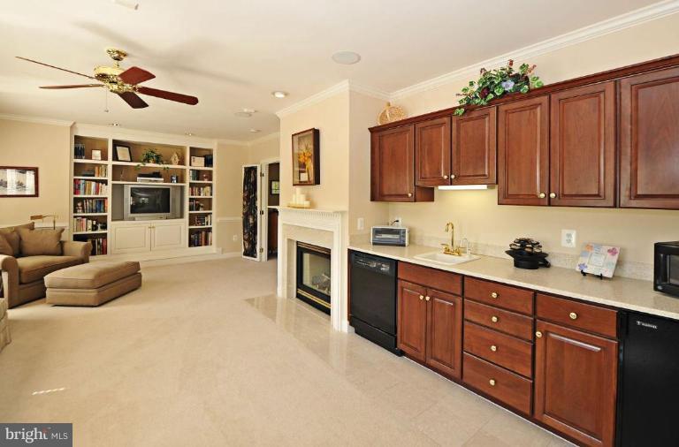 11191 Gunston Road Lorton, VA 22079 - Photo 21 of 30 Sitting Room