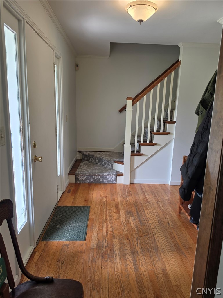 96 Charing Road DeWitt, NY 13214 - Photo 4 of 35