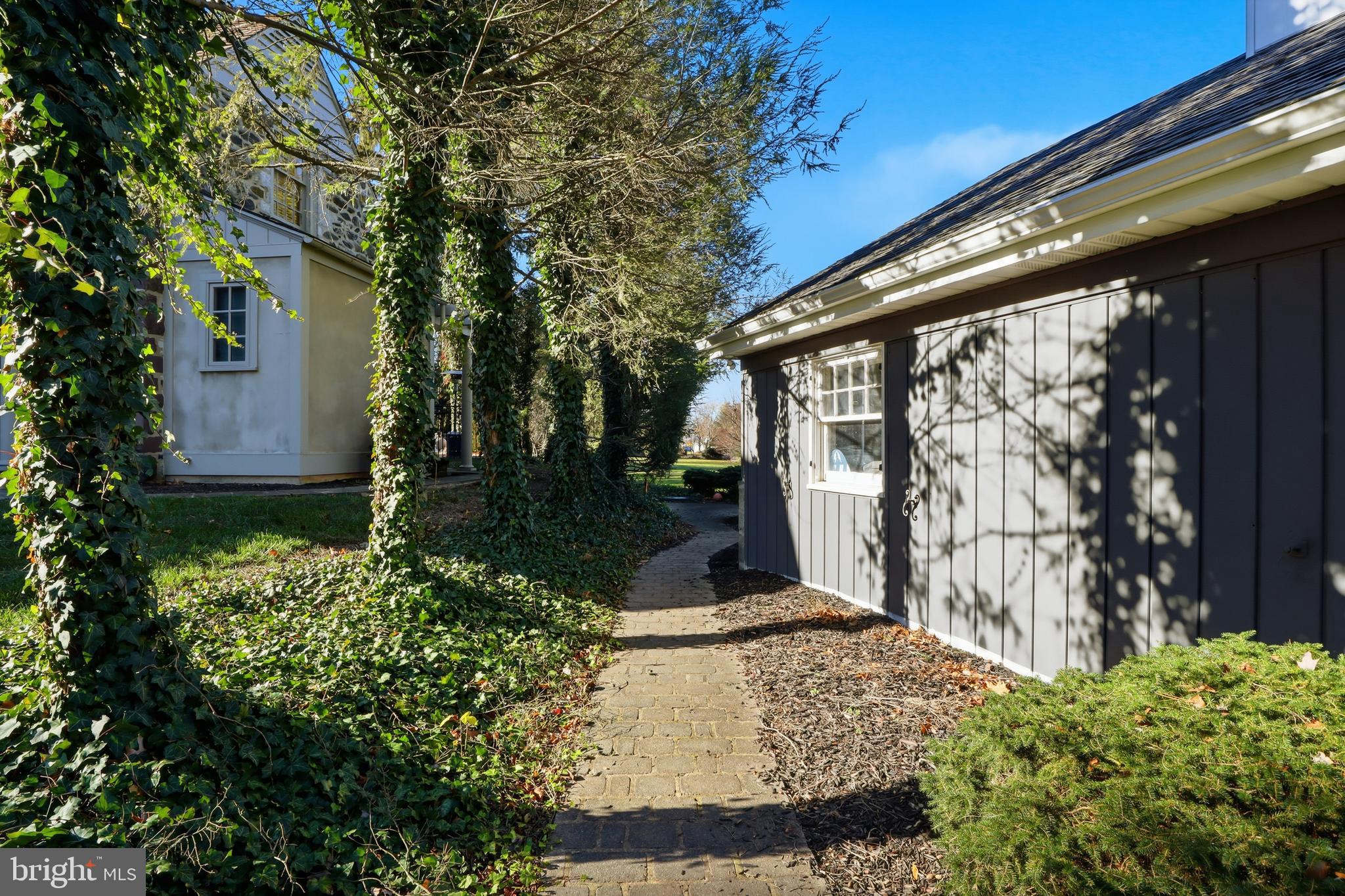 1000 Smallbrook Lane York, PA 17403 - Photo 57 of 84 front view of a house with a yard