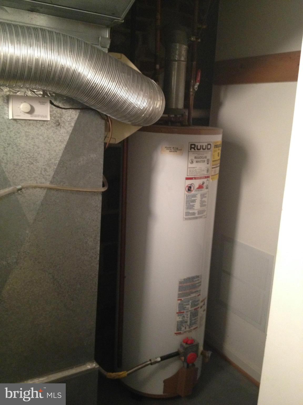 2913 Collins Avenue Silver Spring, MD 20902 - Photo 29 of 30 Interior (General)