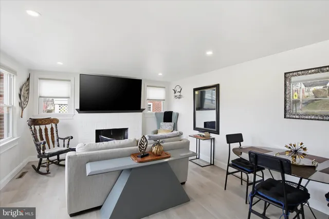 $2,000 | 1058 St Joseph Street, Lancaster, PA 17603