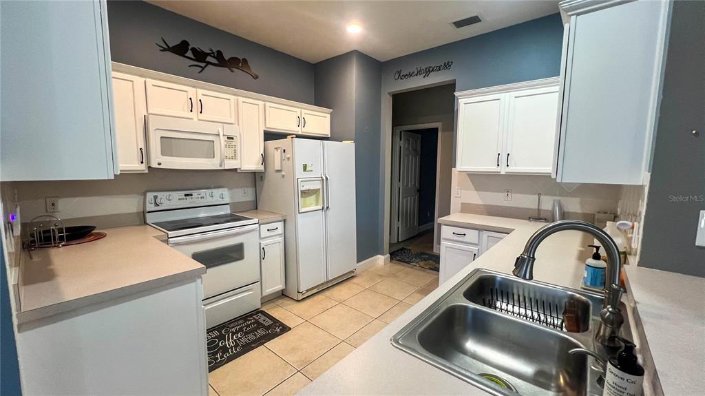 2507 Walnut Heights Road Apopka, FL 32703 - Photo 8 of 38