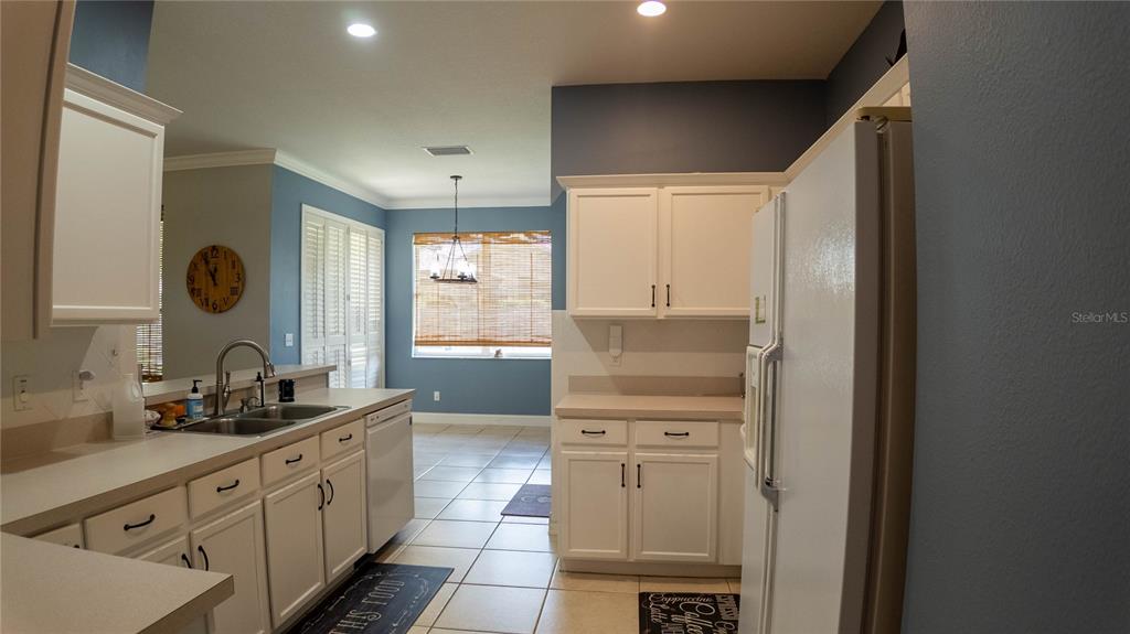 2507 Walnut Heights Road Apopka, FL 32703 - Photo 10 of 38