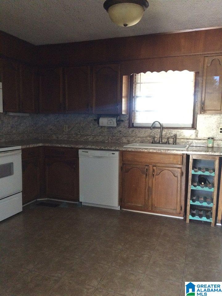 780 Dates Circle Bessemer, AL 35023 - Photo 10 of 15