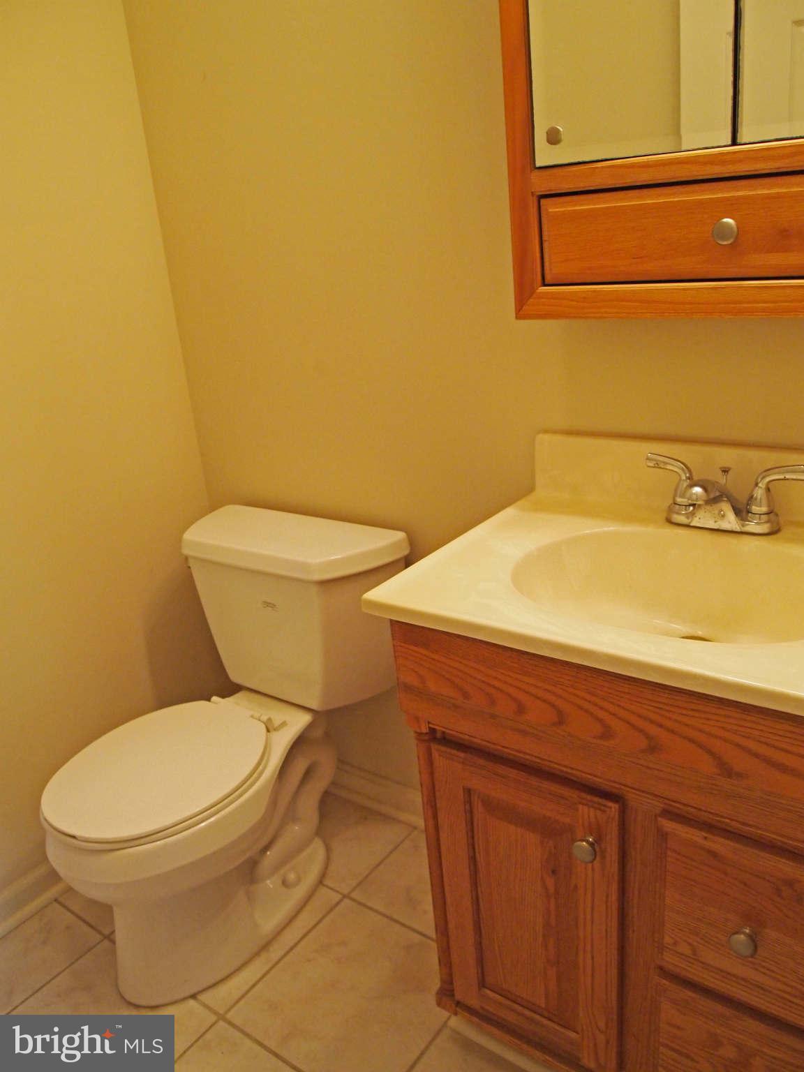 440 Huttle Road Stephens City, VA 22655 - Photo 15 of 30 Bath