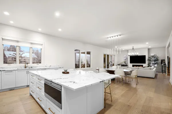 $2,144,900 | 7303 Brookside Village, Bloomfield Hills, MI 48301