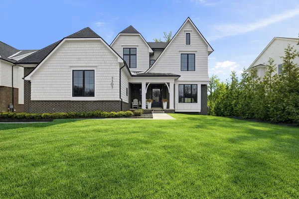 $2,144,900 | 7303 Brookside Village, Bloomfield Hills, MI 48301