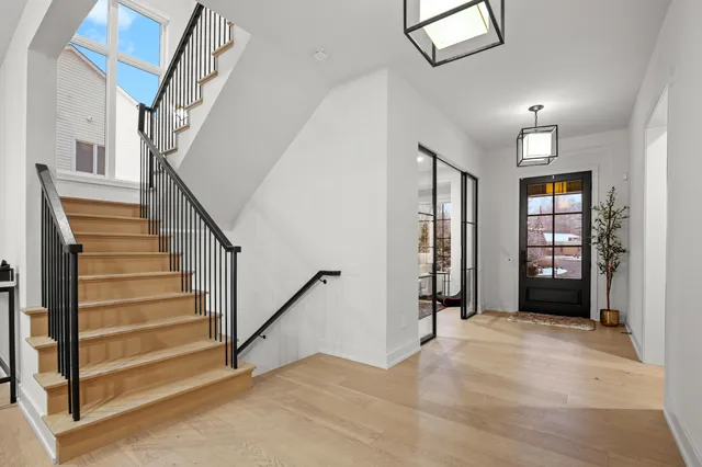 $2,244,900 | 7303 Brookside Village, Bloomfield Hills, MI 48301