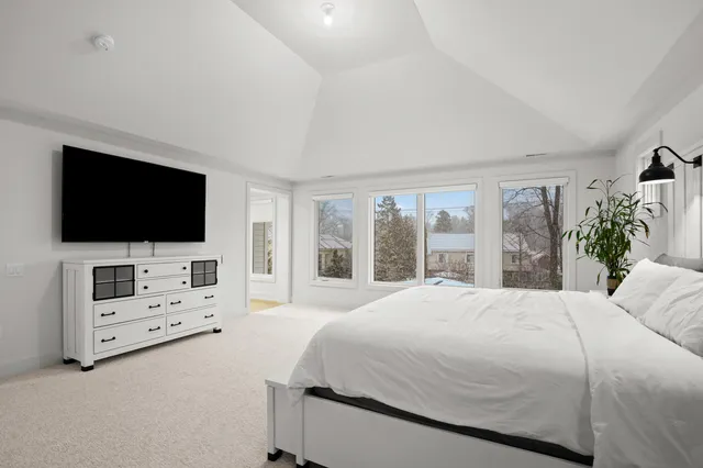 $2,244,900 | 7303 Brookside Village, Bloomfield Hills, MI 48301