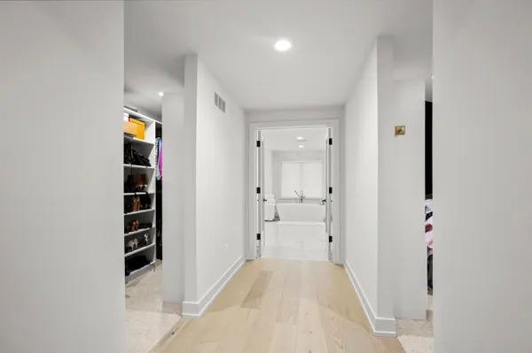 $2,144,900 | 7303 Brookside Village, Bloomfield Hills, MI 48301