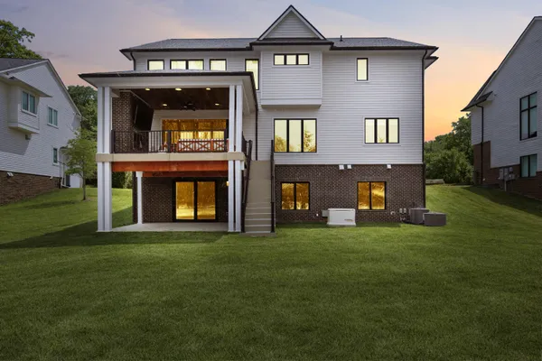$2,144,900 | 7303 Brookside Village, Bloomfield Hills, MI 48301