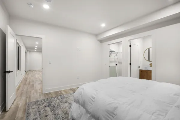$2,144,900 | 7303 Brookside Village, Bloomfield Hills, MI 48301