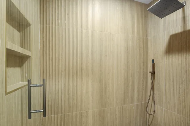 $2,244,900 | 7303 Brookside Village, Bloomfield Hills, MI 48301