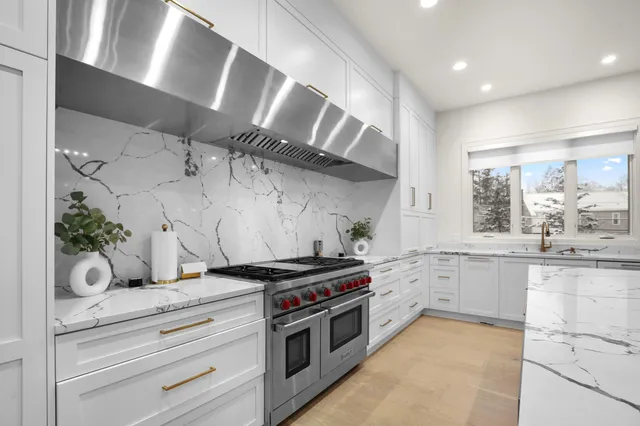 $2,244,900 | 7303 Brookside Village, Bloomfield Hills, MI 48301