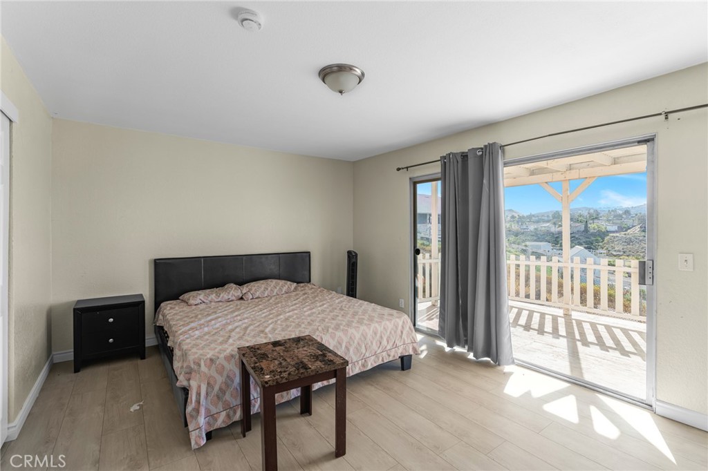 12285 Road Runner Riverside Ca Riverside, CA 92503 - Photo 14 of 31