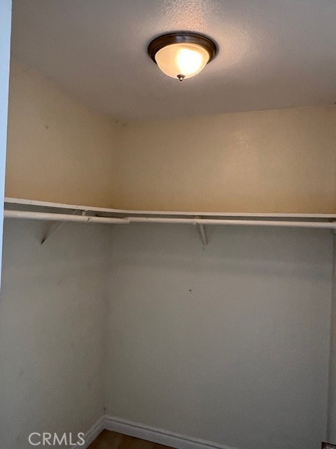 12285 Road Runner Riverside Ca Riverside, CA 92503 - Photo 17 of 31