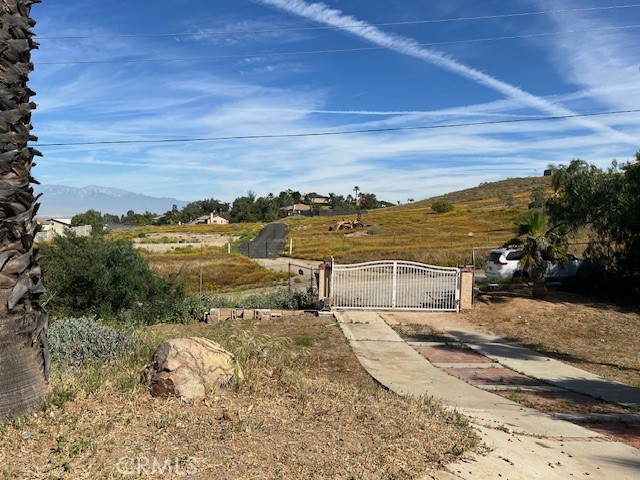 12285 Road Runner Riverside Ca Riverside, CA 92503 - Photo 27 of 31