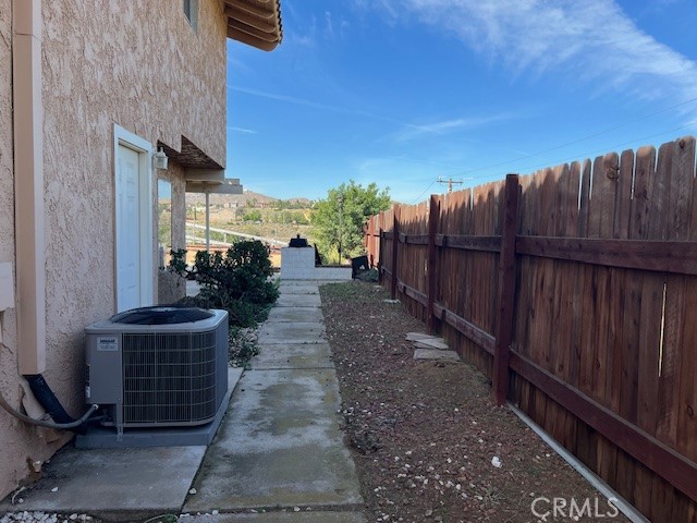 12285 Road Runner Riverside Ca Riverside, CA 92503 - Photo 28 of 31