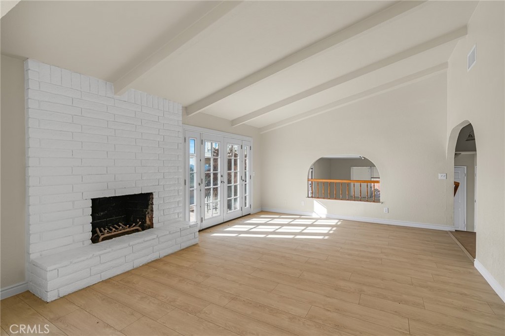 12285 Road Runner Riverside Ca Riverside, CA 92503 - Photo 4 of 31