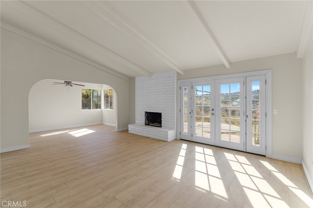 12285 Road Runner Riverside Ca Riverside, CA 92503 - Photo 6 of 31