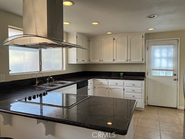 12285 Road Runner Riverside Ca Riverside, CA 92503 - Photo 8 of 31