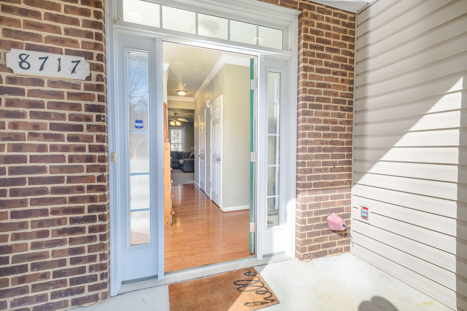 8717 Little Hoop Road Roanoke, VA 24019 - Photo 2 of 31