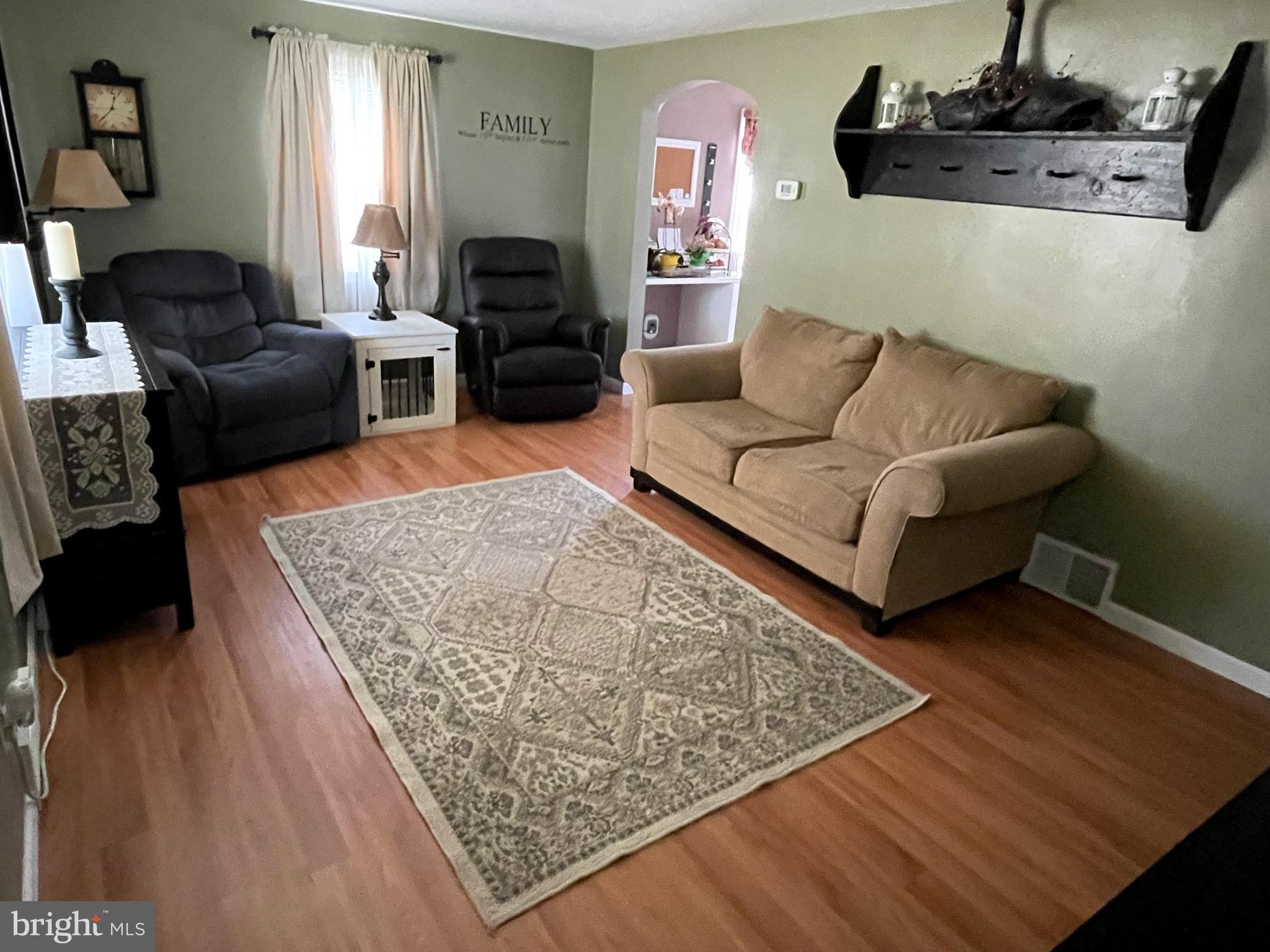3010 East County Line Road Hatboro, PA 19040 - Photo 4 of 31 Gallery Image 4