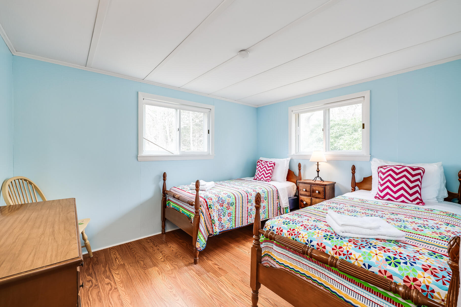 85 Boreen Road Eastham, MA 02642 - Photo 39 of 73 a bedroom with two beds and a couch