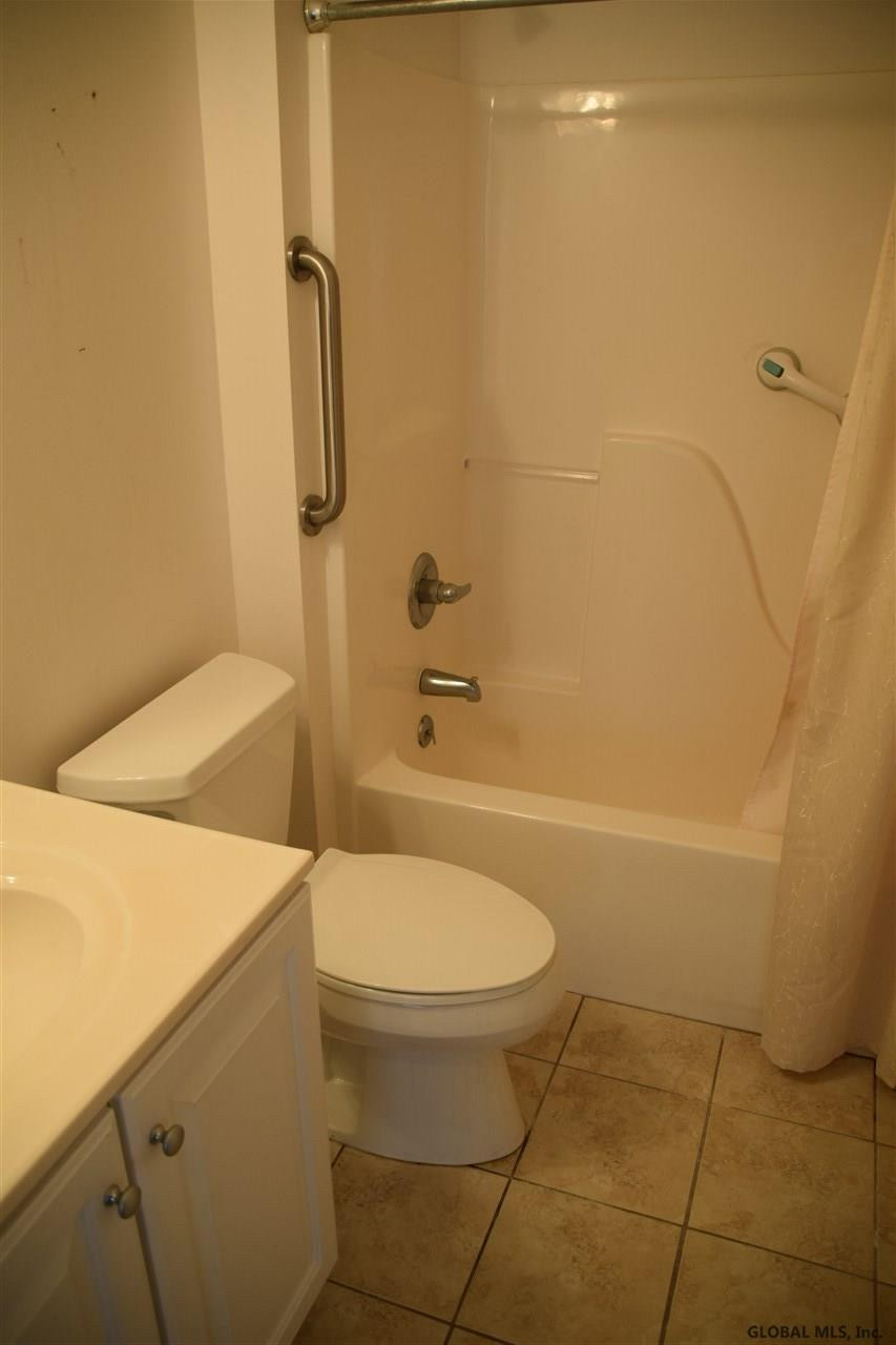 203 N Ridge Troy, NY 12182 - Photo 6 of 18 Photo 6