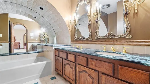 $1,200,000 | 613 Lincoln Road, Bradford Woods, PA 15015