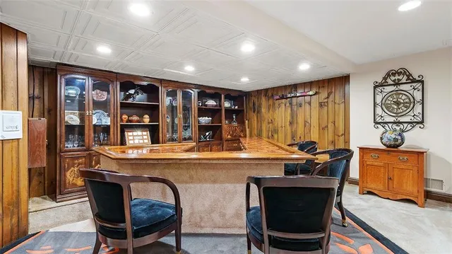 $1,200,000 | 613 Lincoln Road, Bradford Woods, PA 15015