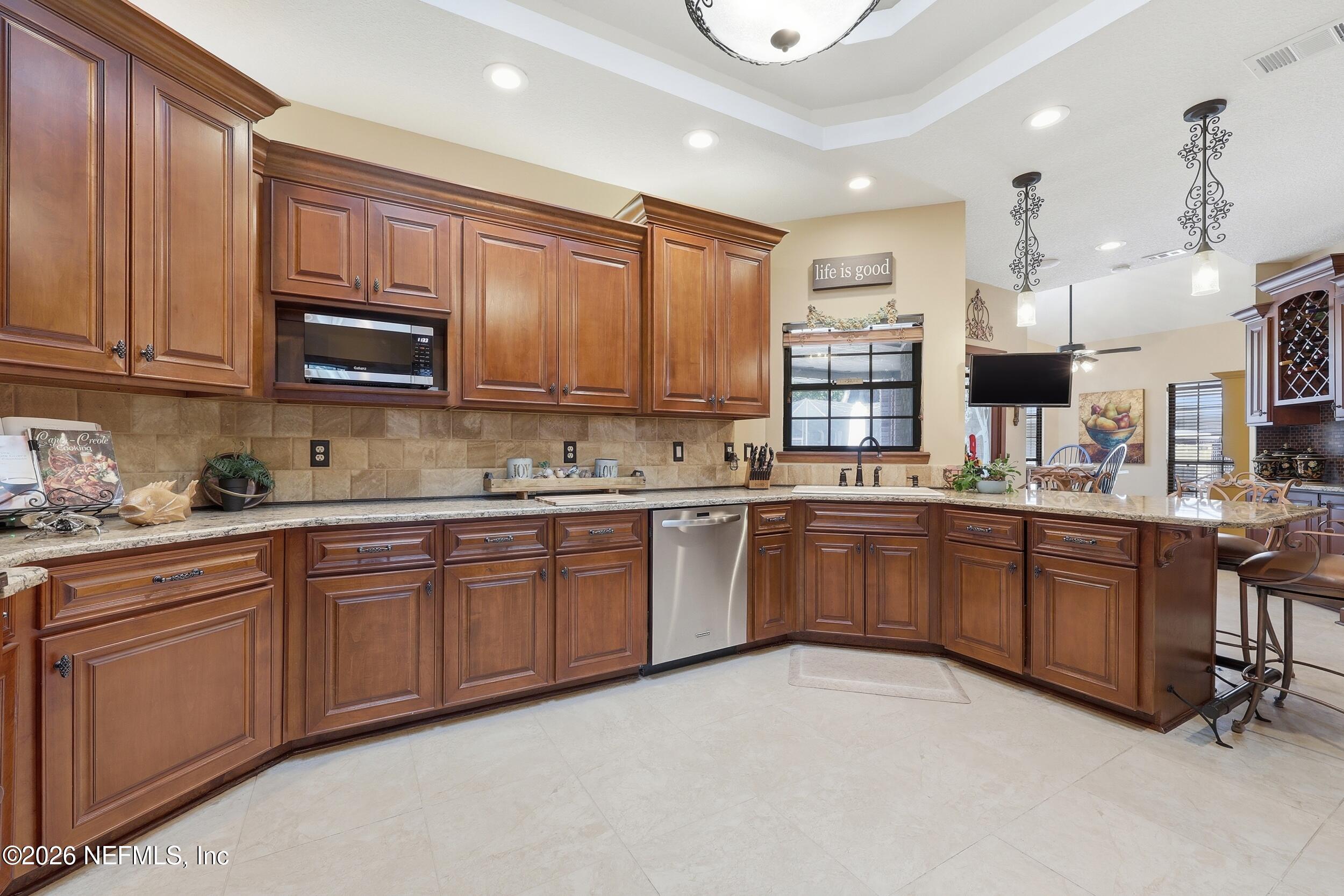 2358 Bridgette Way Fleming Island, FL 32003 - Photo 16 of 50 18_the real estateographers_017