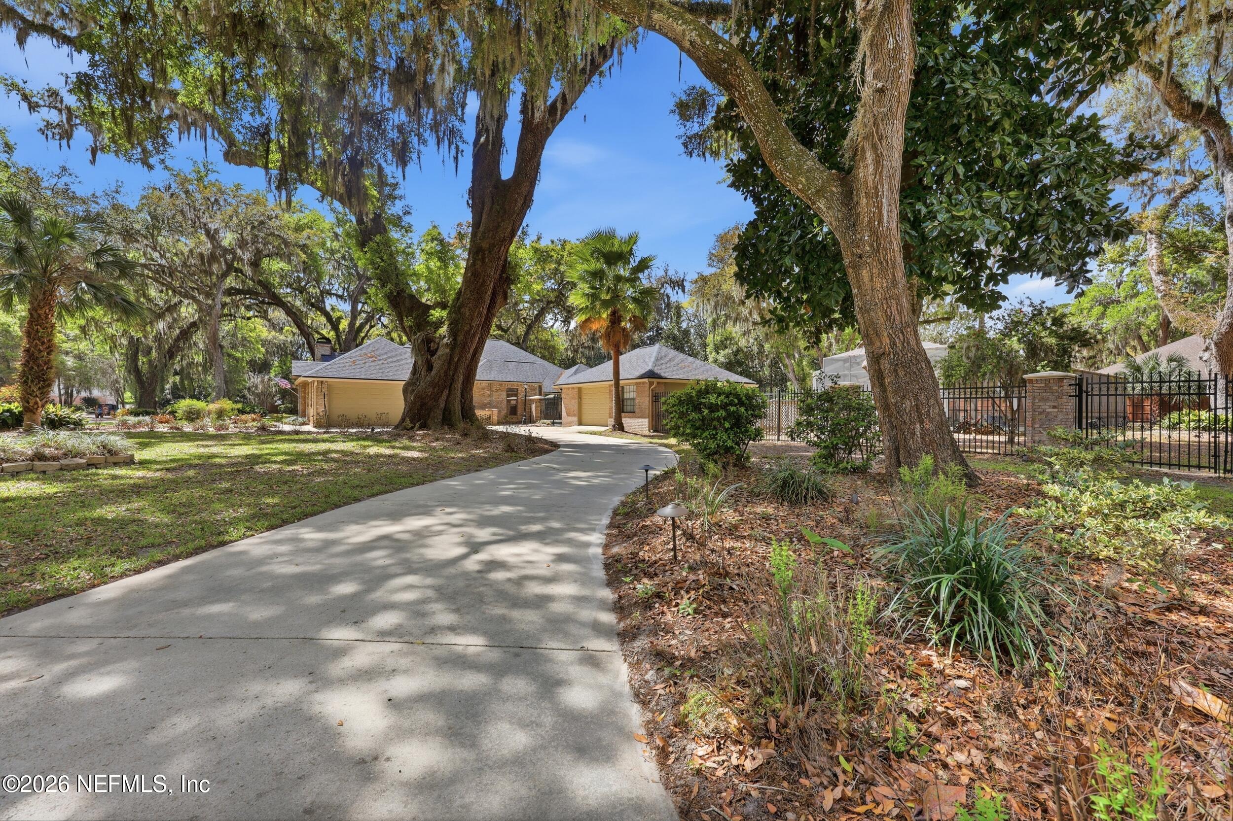 2358 Bridgette Way Fleming Island, FL 32003 - Photo 4 of 50 54_the real estateographers_053