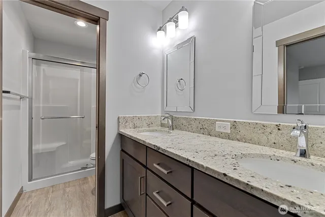 $999,500 | 529 Ball Street, Unit A & B, Sedro-Woolley, WA 98284