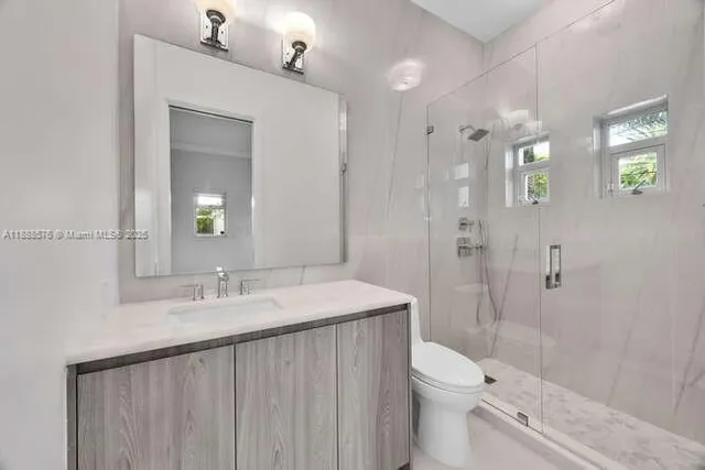 $31,500 | 621 North Mashta Drive, Key Biscayne, FL 33149