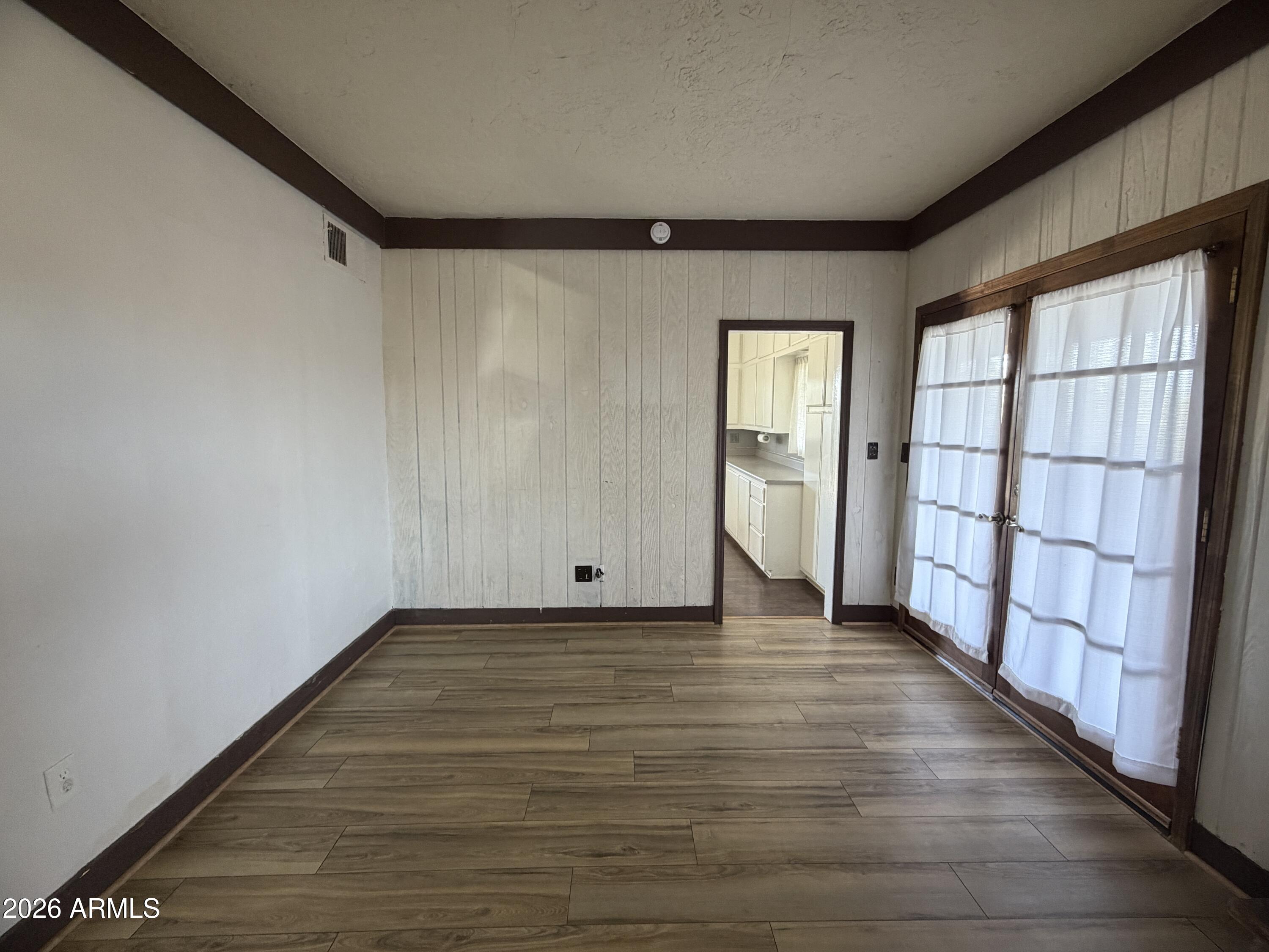 1328 East Maddock Road Phoenix, AZ 85086 - Photo 19 of 31 Dining room