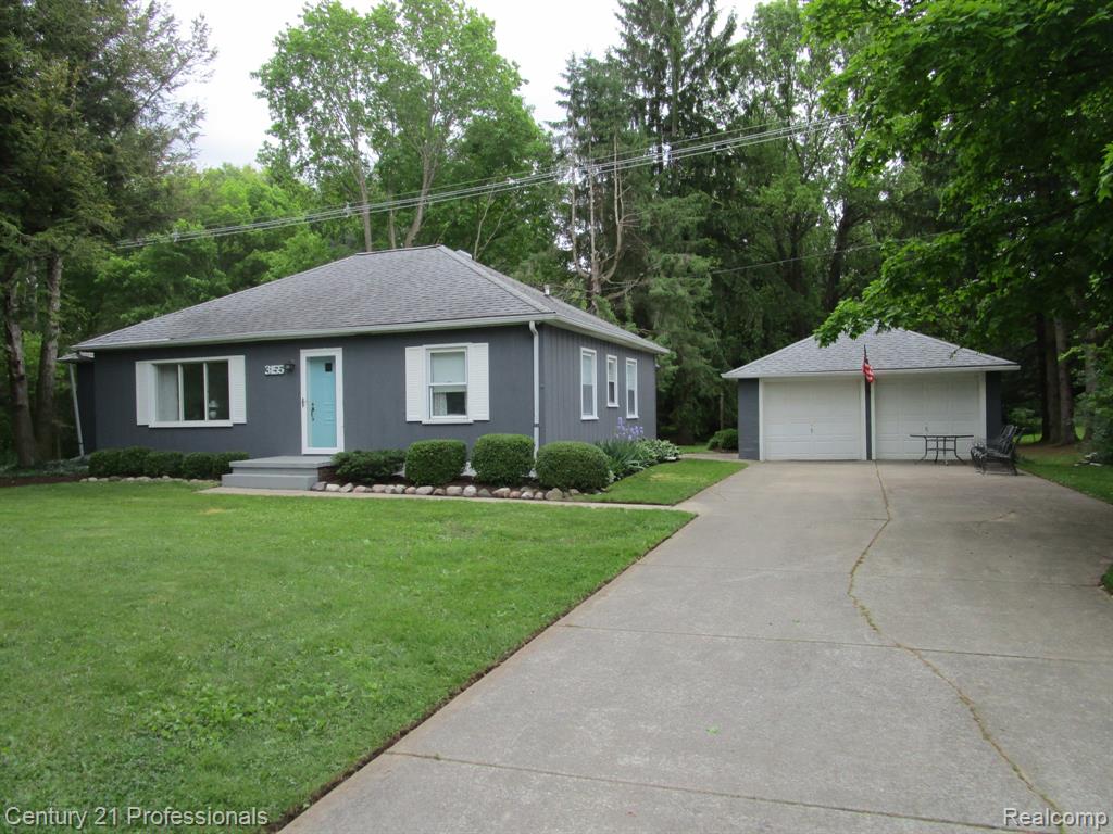 3155 Mason Road Howell, MI 48843 - Photo 1 of 40