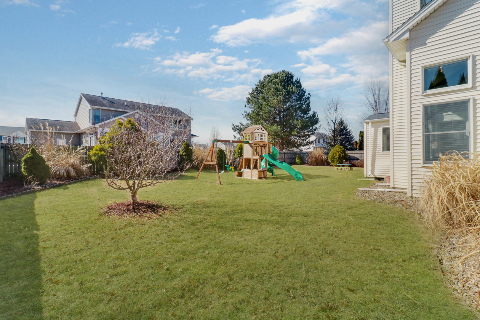 3301 Barrington Road Bloomington, IL 61704 - Photo 36 of 40 Gallery Image 36