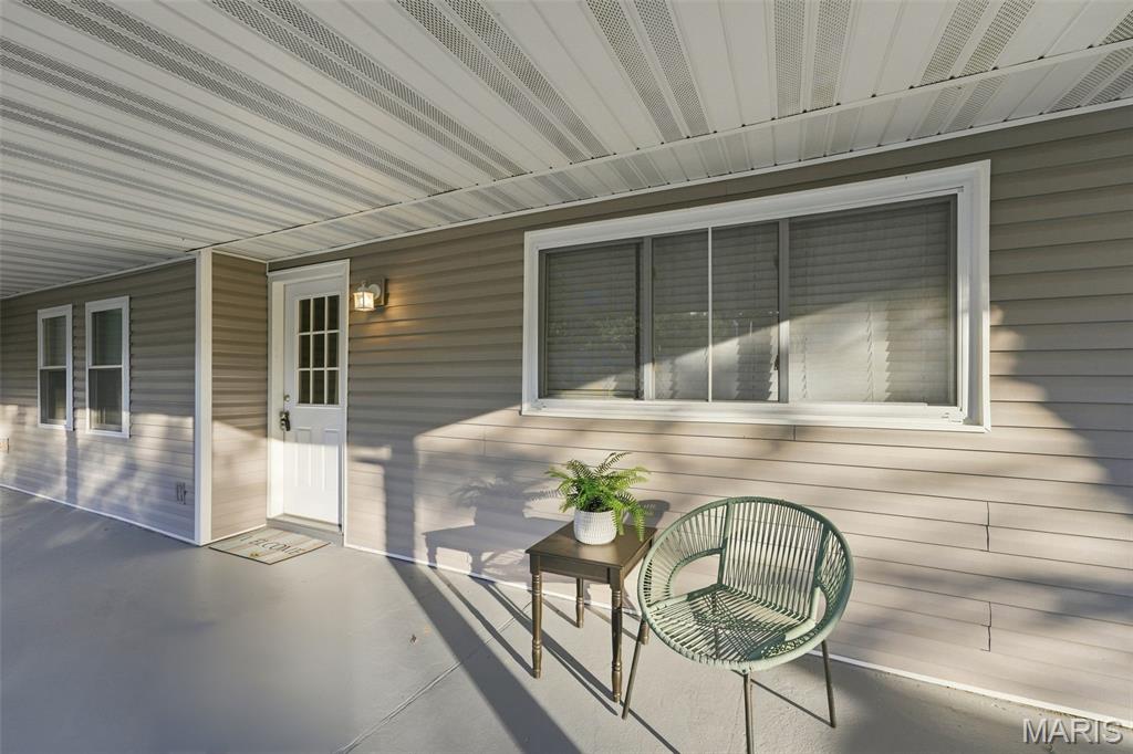 2528 Reveres Route Granite City, IL 62040 - Photo 7 of 28 Gallery Image 7