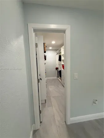 $2,900 | 423 Northwest 32nd Place, Unit 1, Miami, FL 33125