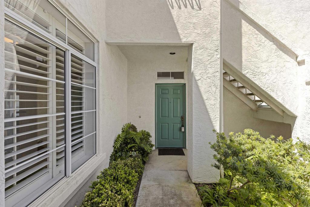 3305 Genoa Way, Unit 90 Oceanside, CA 92056 - Photo 4 of 35 a view of a pathway both side of house